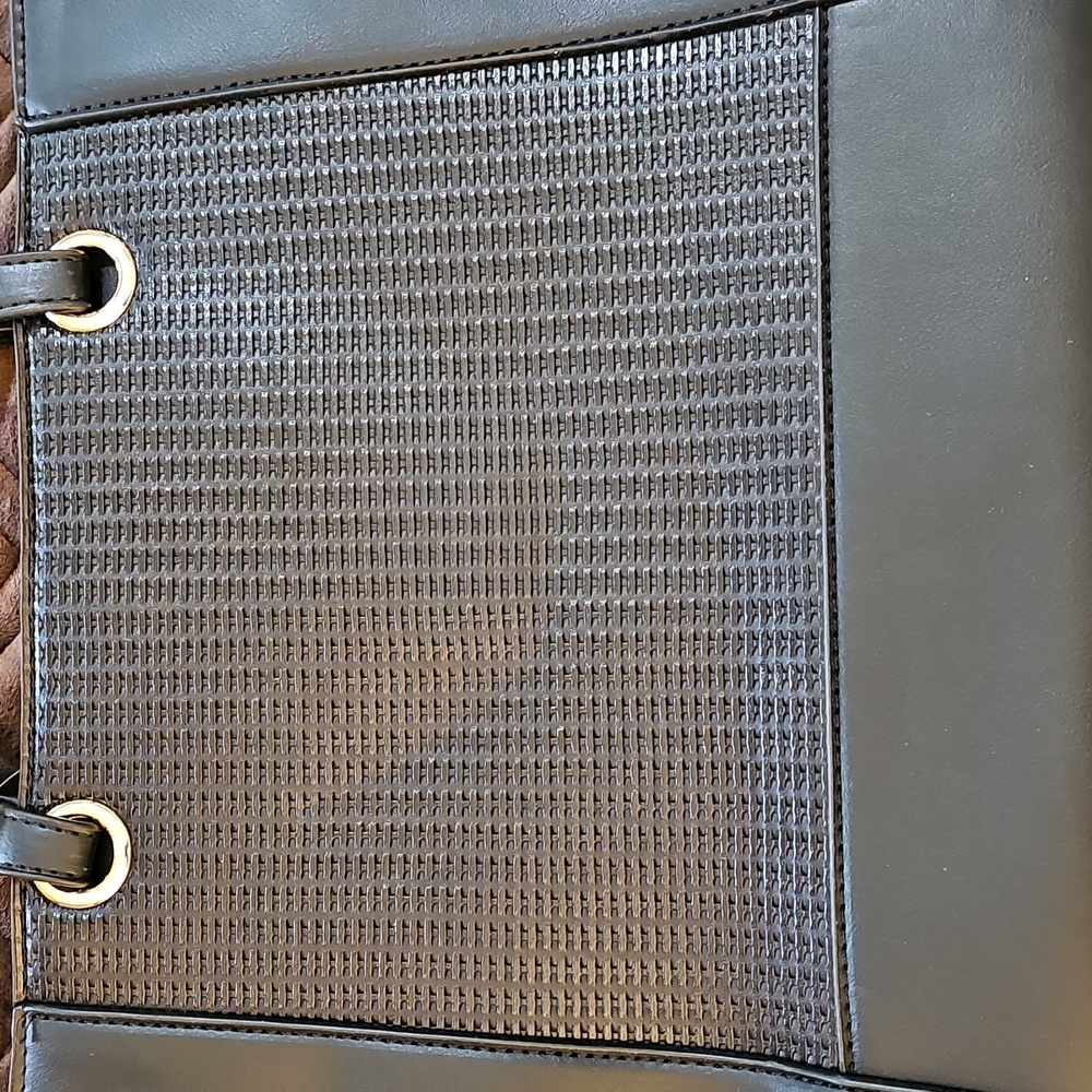 Handbag - Picture 12 of 16